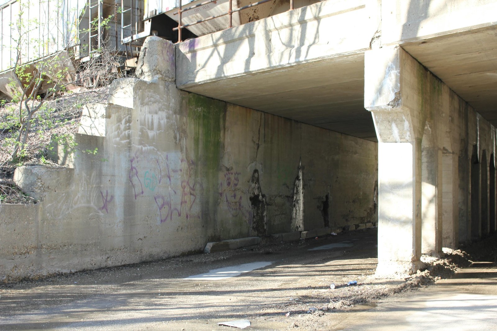 West abutment